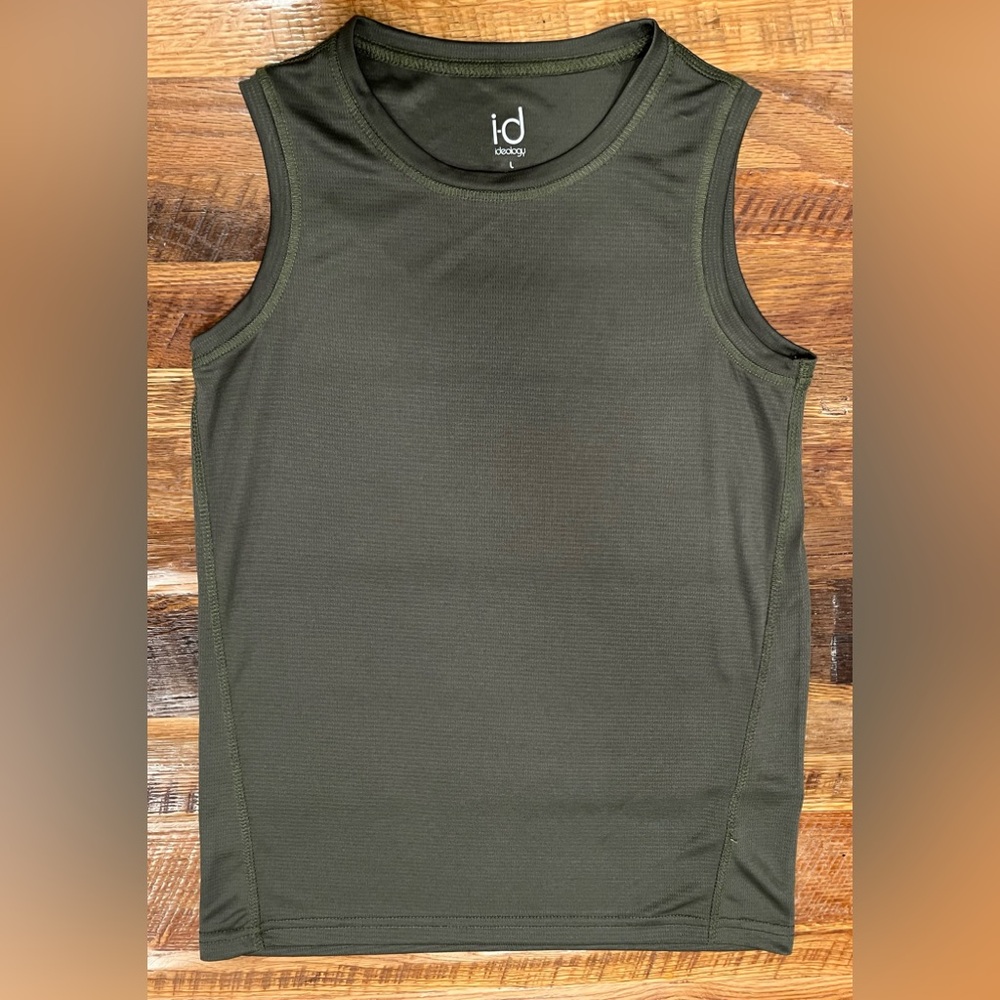 ID Ideology Boys Athletic Tank Top, Size Large